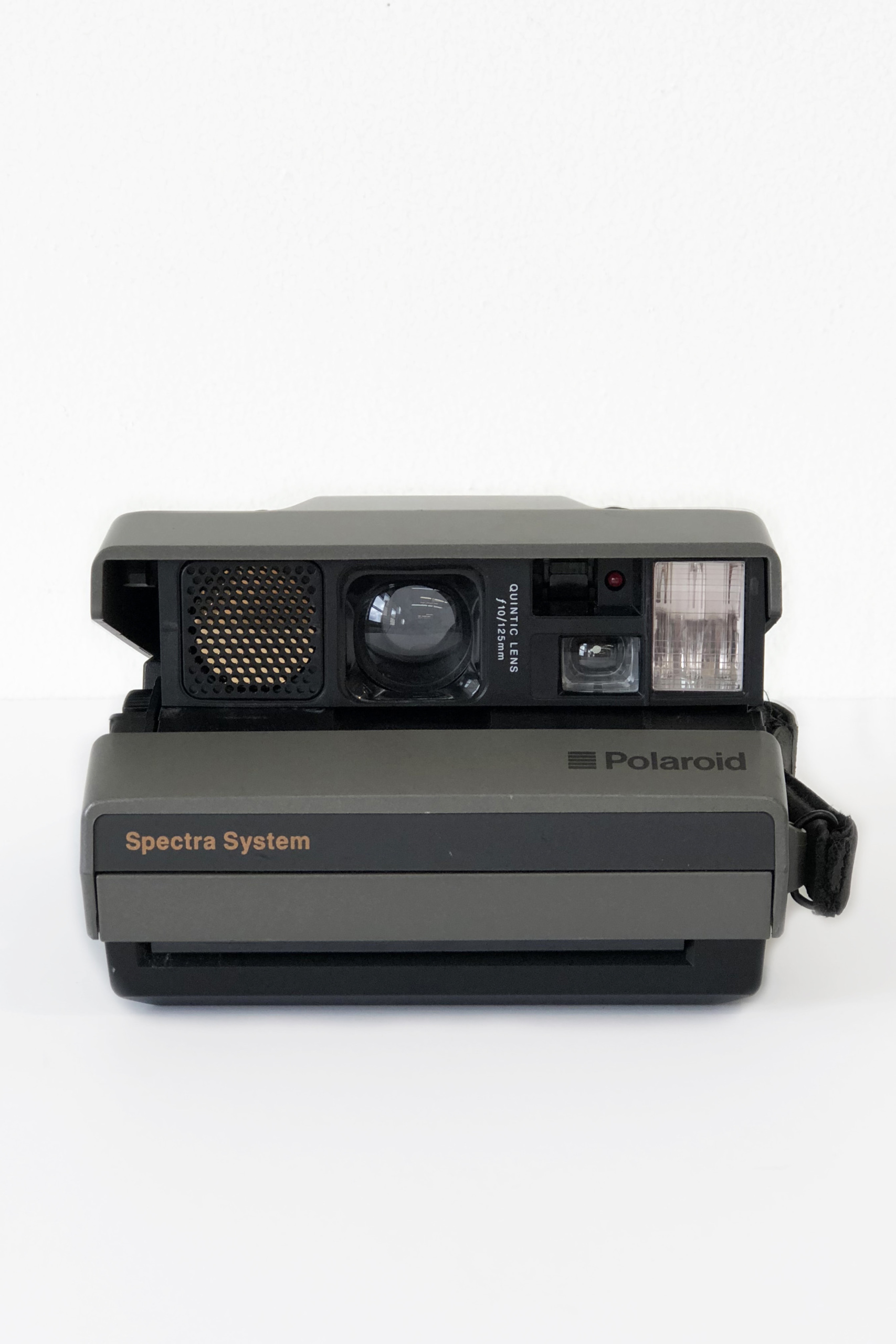 An Old Polaroid Camera 3d Model Ubicaciondepersonascdmxgobmx 